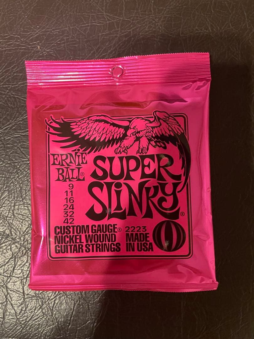 Squier エレキギター ホワイト