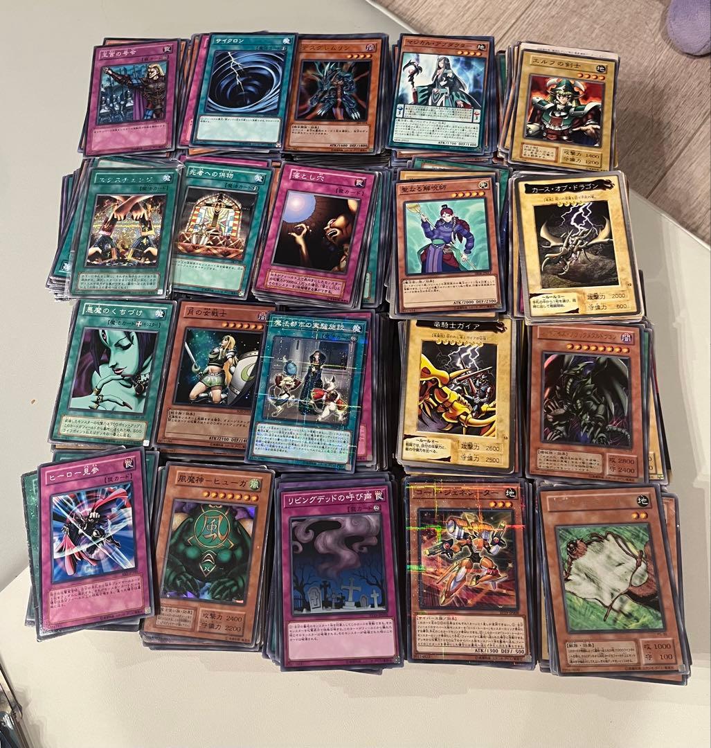 大量　遊戯王カード　まとめ売り2000枚以上