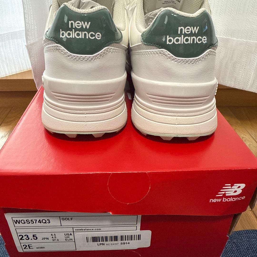 ニューバランスレディースゴルフシューズ23.5センチ
