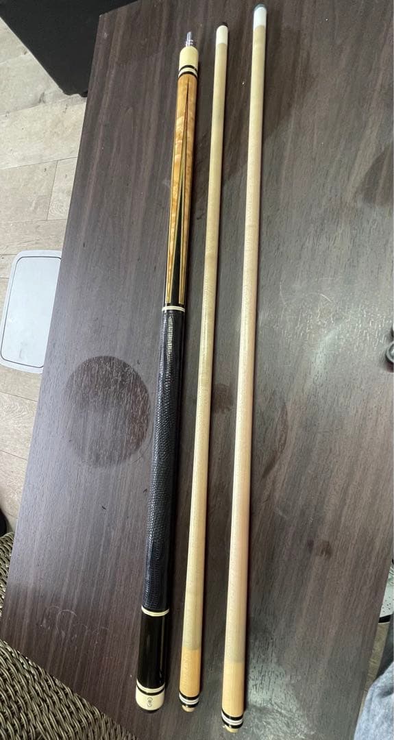 ビリヤードランブロスカスタムキュー