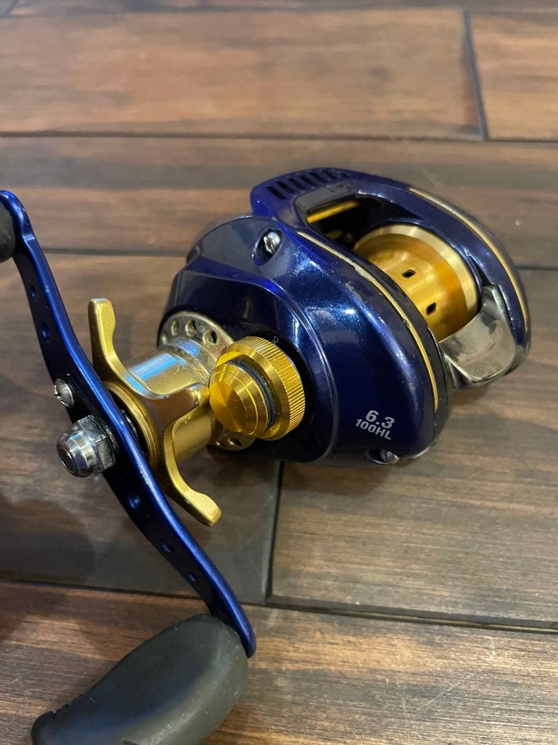 ダイワ　ジリオンPE 100HL 左ハンドル　ベイトリール