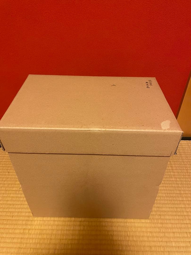 八尾祥栄　唐金階具