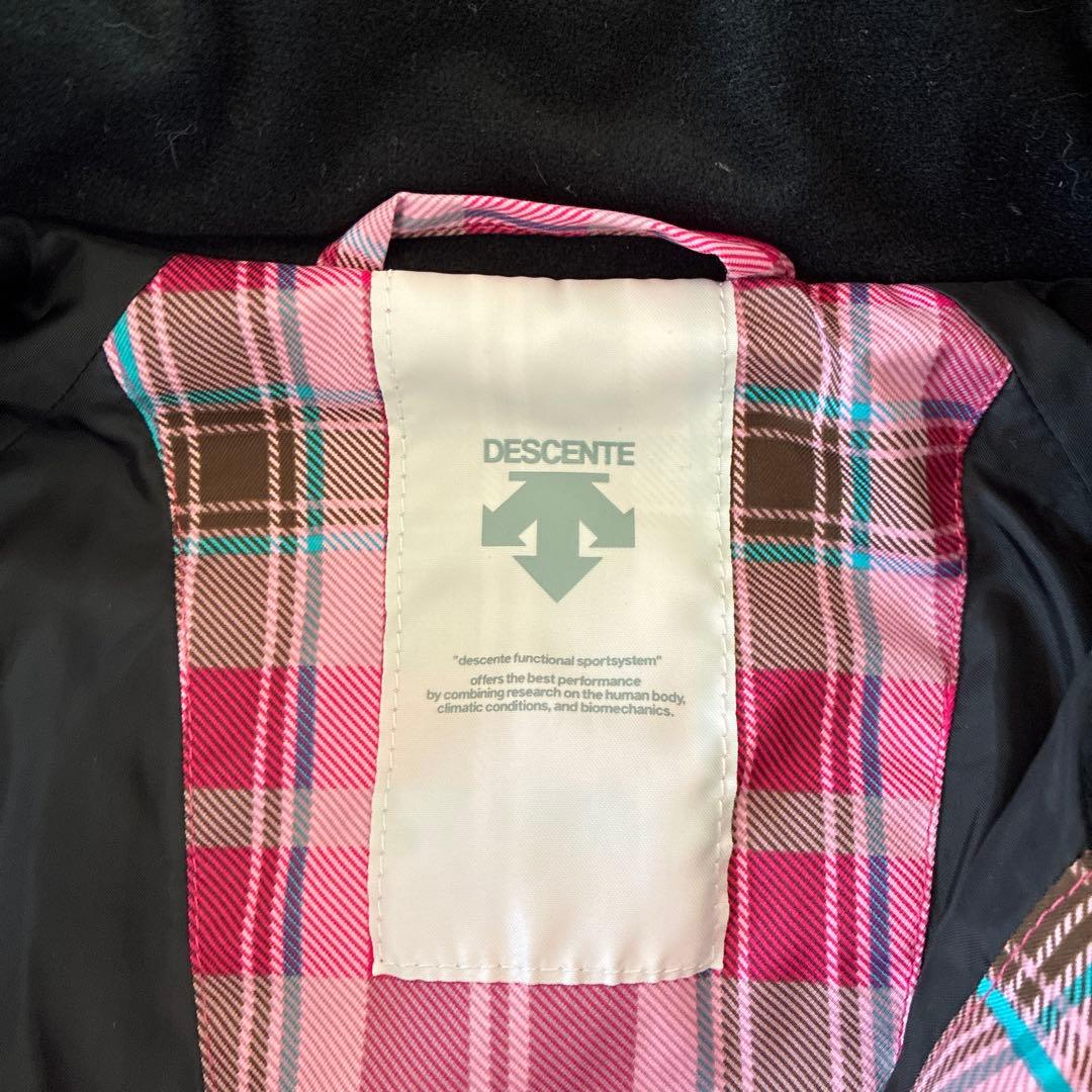 デサント　フード付きピンク系チェック柄ウェアのみ