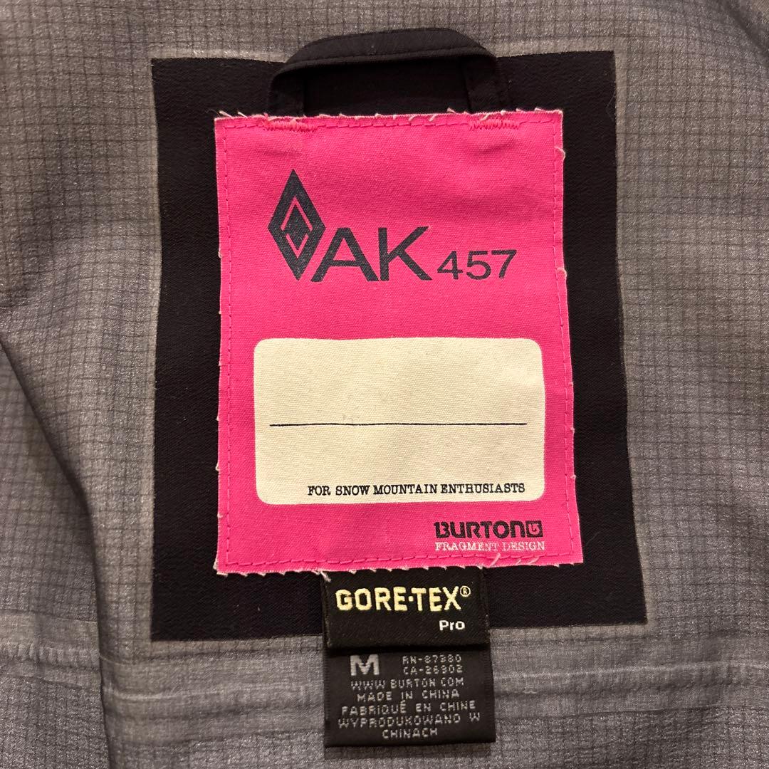 Burton AK 457 GORE-TEX Pro ブラック M