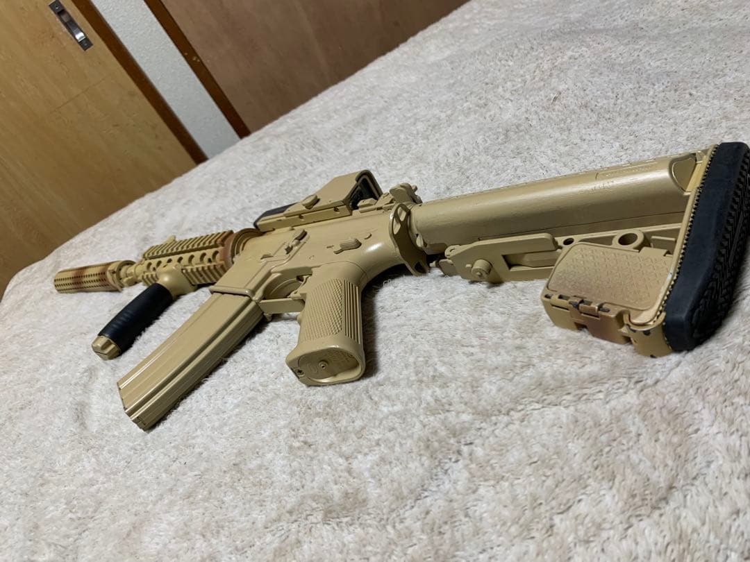 東京マルイ 次世代電動ガン M4A1 CQB-R カスタム付 属品多数