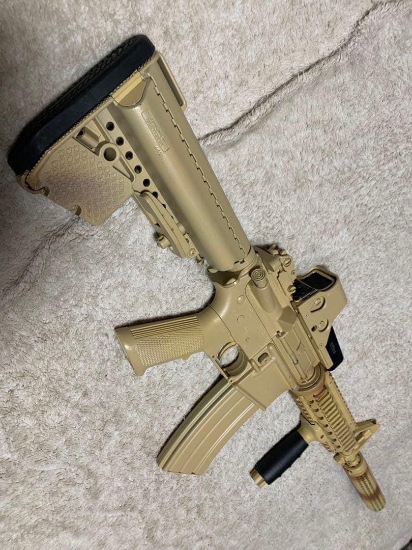 東京マルイ 次世代電動ガン M4A1 CQB-R カスタム付 属品多数