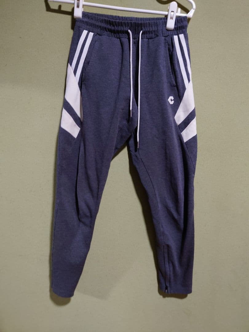 クロノスのジョガーパンツ Mサイズ グレー