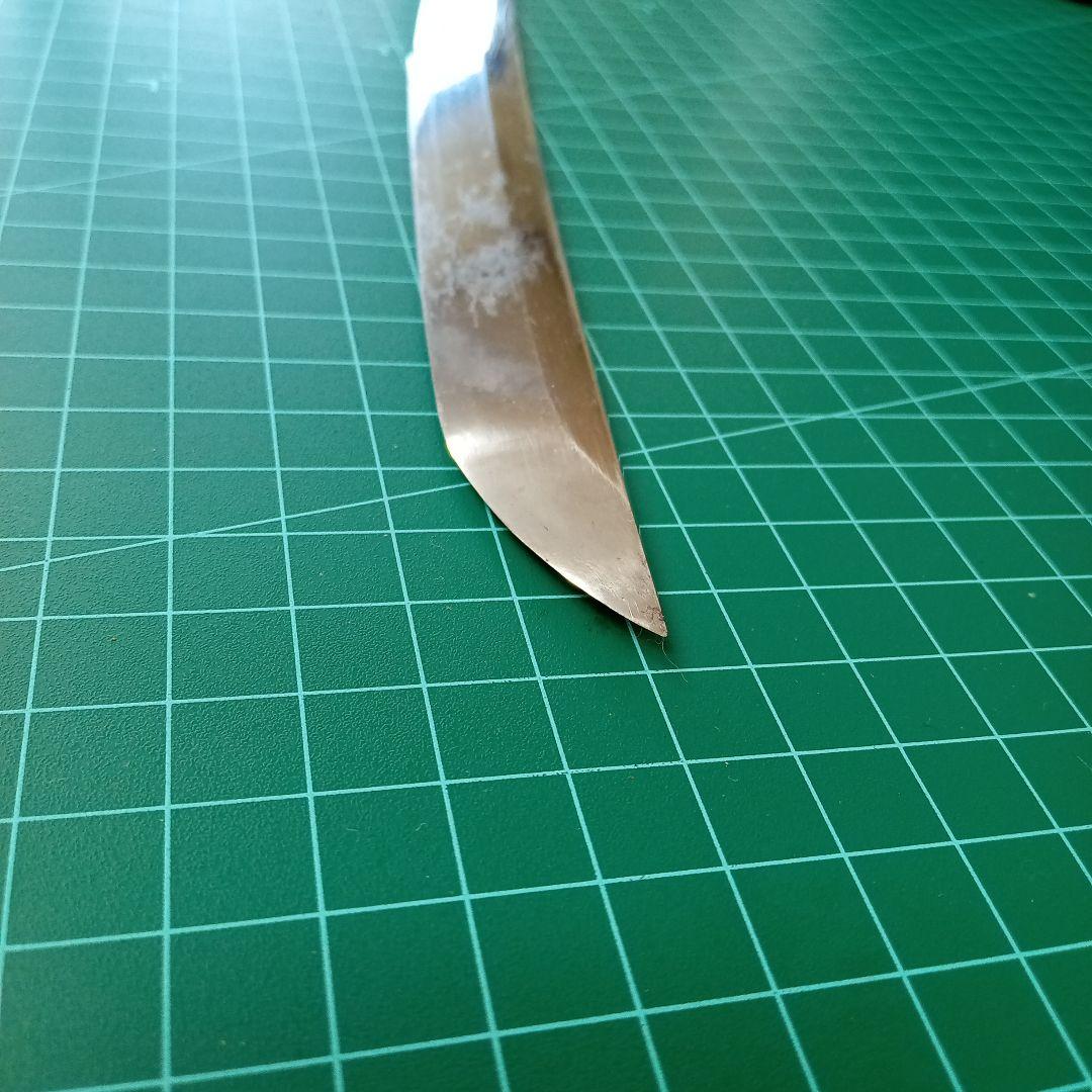 【ナイフ加工用玉鋼/合法サイズ】無銘脇差/錆身日本刀切先部分残欠／刃文直刃
