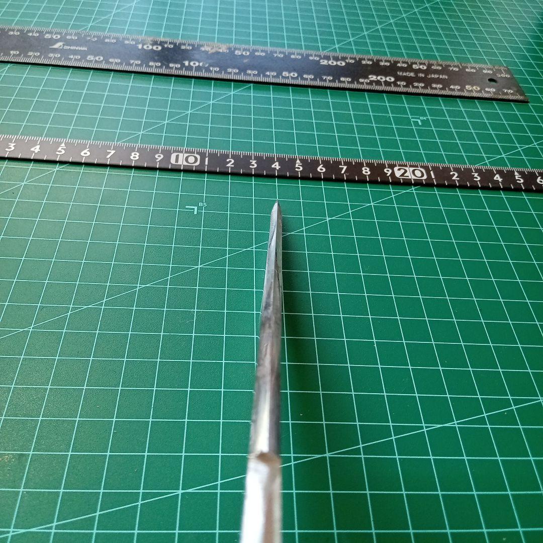 【ナイフ加工用玉鋼/合法サイズ】無銘脇差/錆身日本刀切先部分残欠／刃文直刃