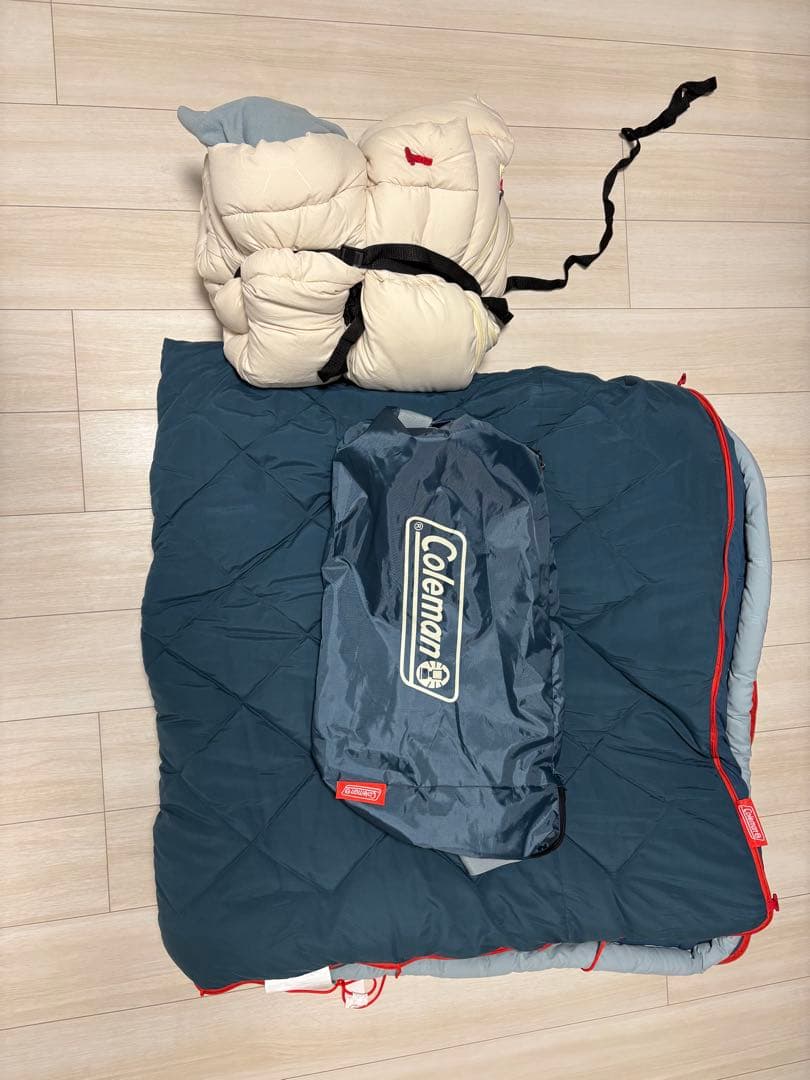 Coleman マルチレイヤースリーピングバッグ 2枚セット　ロールクリップ付き