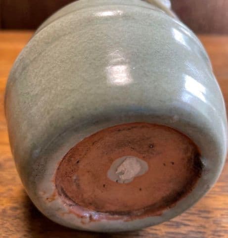 宋時代の骨董品　青磁気　修正箇所あり