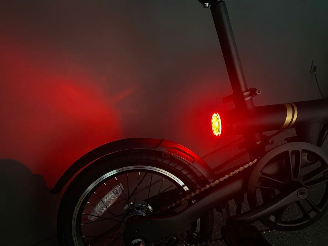 【美品】新品 超軽量 Xiaomi開発 電動アシスト折りたたみ 自転車 内蔵電池