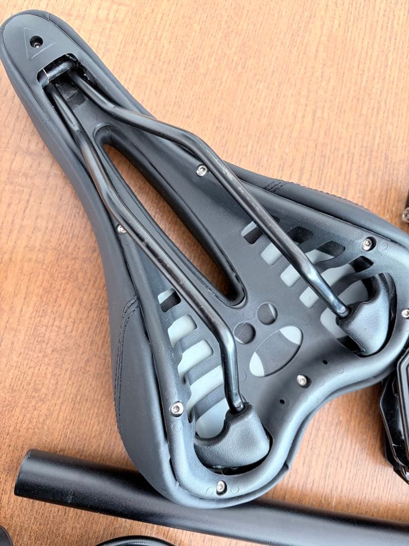 MATE X 250 MATE BIKE 純正パーツ