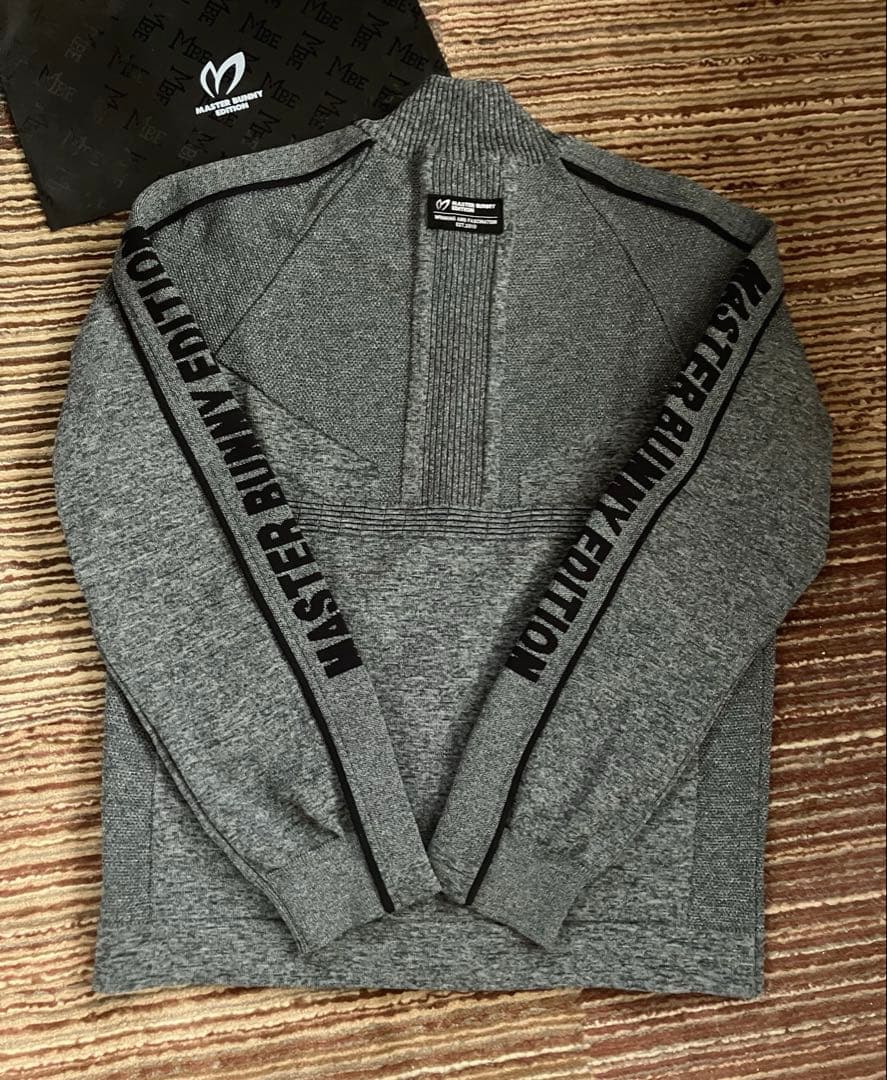 ⭐️極美品⭐️マスターバニー　ジップアップジャケット　ラインロゴ　モックネック