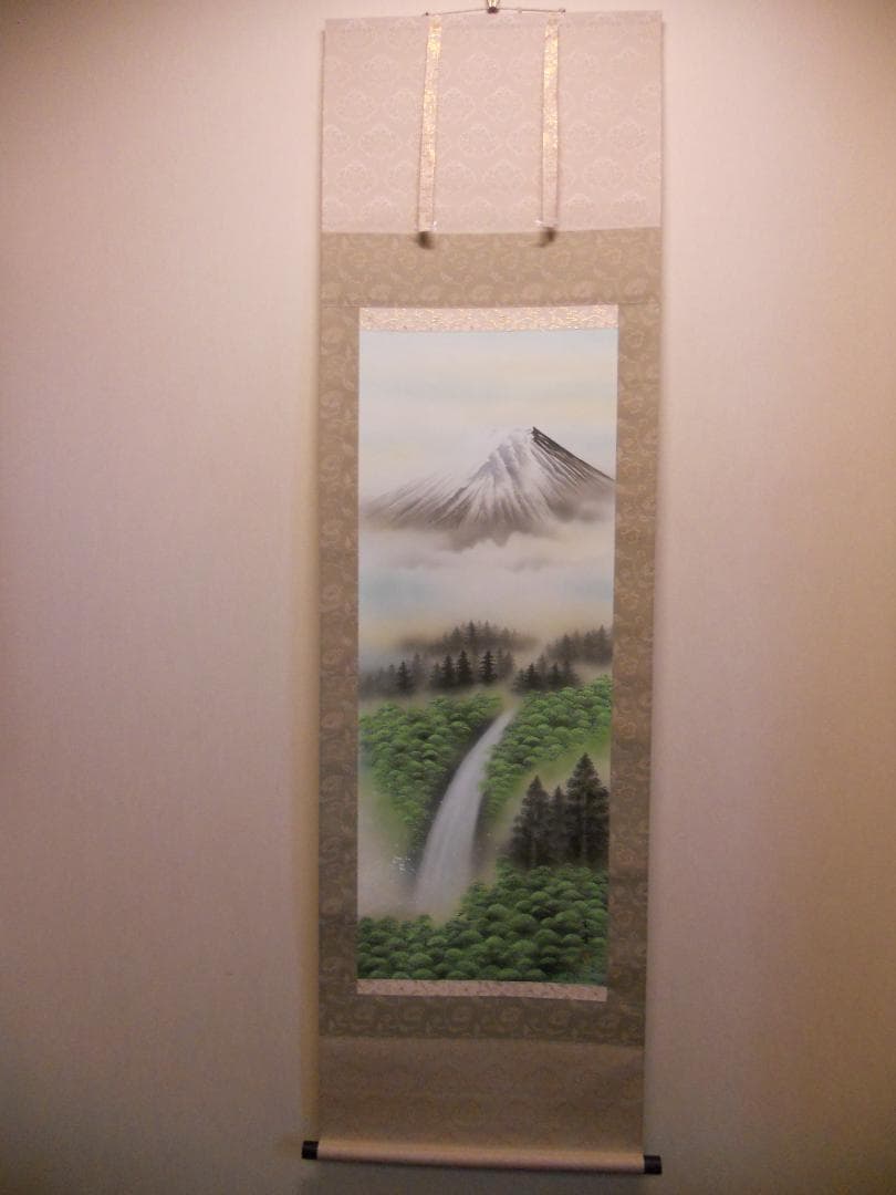 掛け軸 森契雪 富岳瀑声 絹本 希少 軸装 茶道具 掛軸 美品 です。