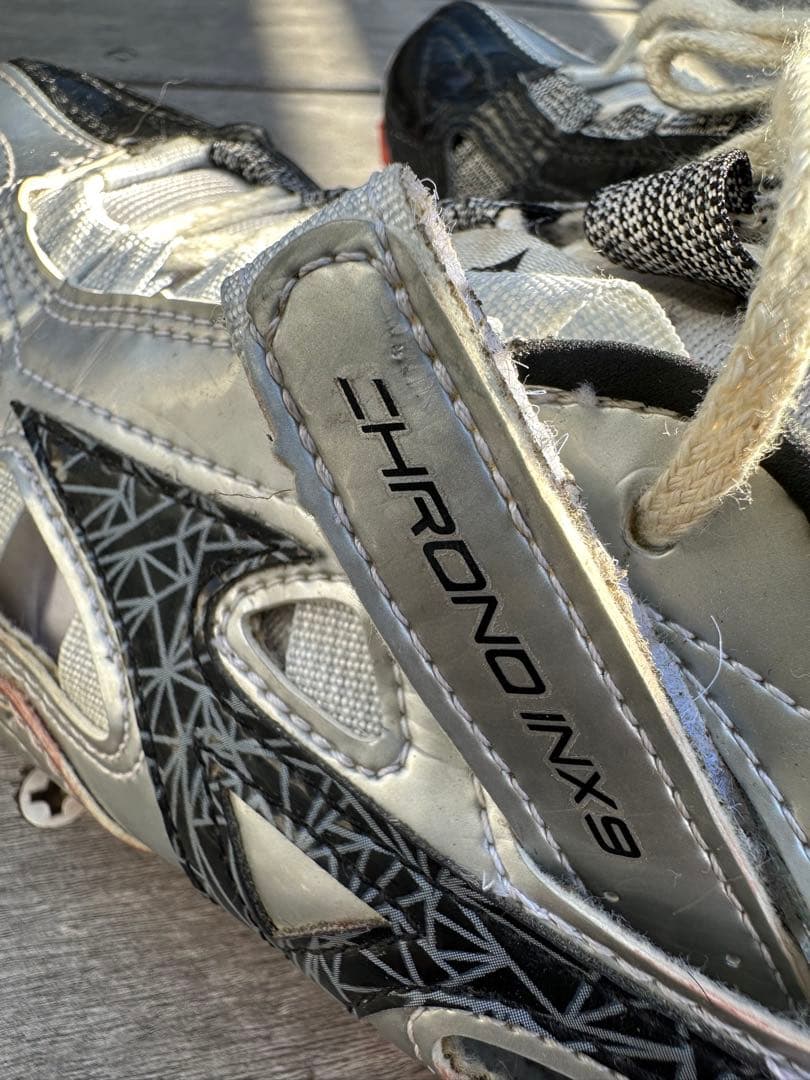 ミズノ陸上競技用スパイクシューズ 23.5