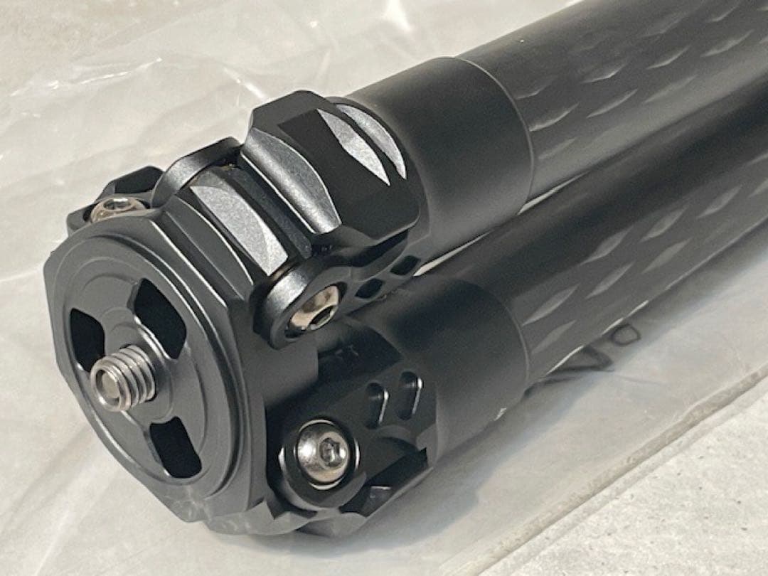 未使用■Velbonベルボン カーボン三脚38Carmagne N640S MT