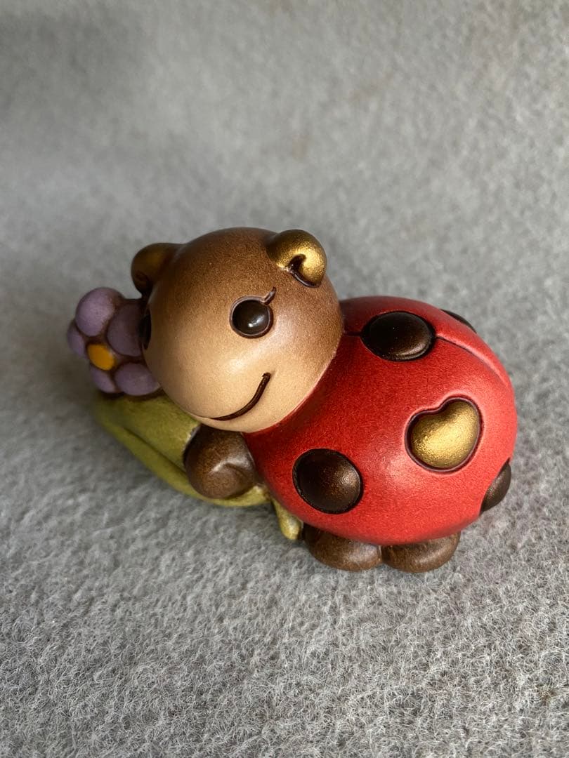 【イタリア製／THUN・トゥーン】陶器製・てんとう虫