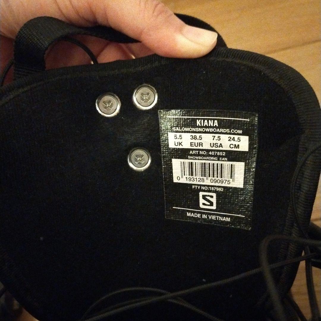 値下げしました。スノーボードブーツ　SALOMON　KIANA 24.5cm
