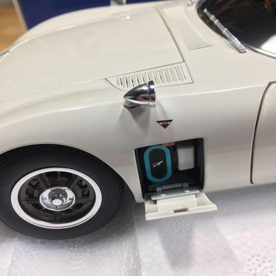 オートアート　トヨタ2000GT 再販版　超美品