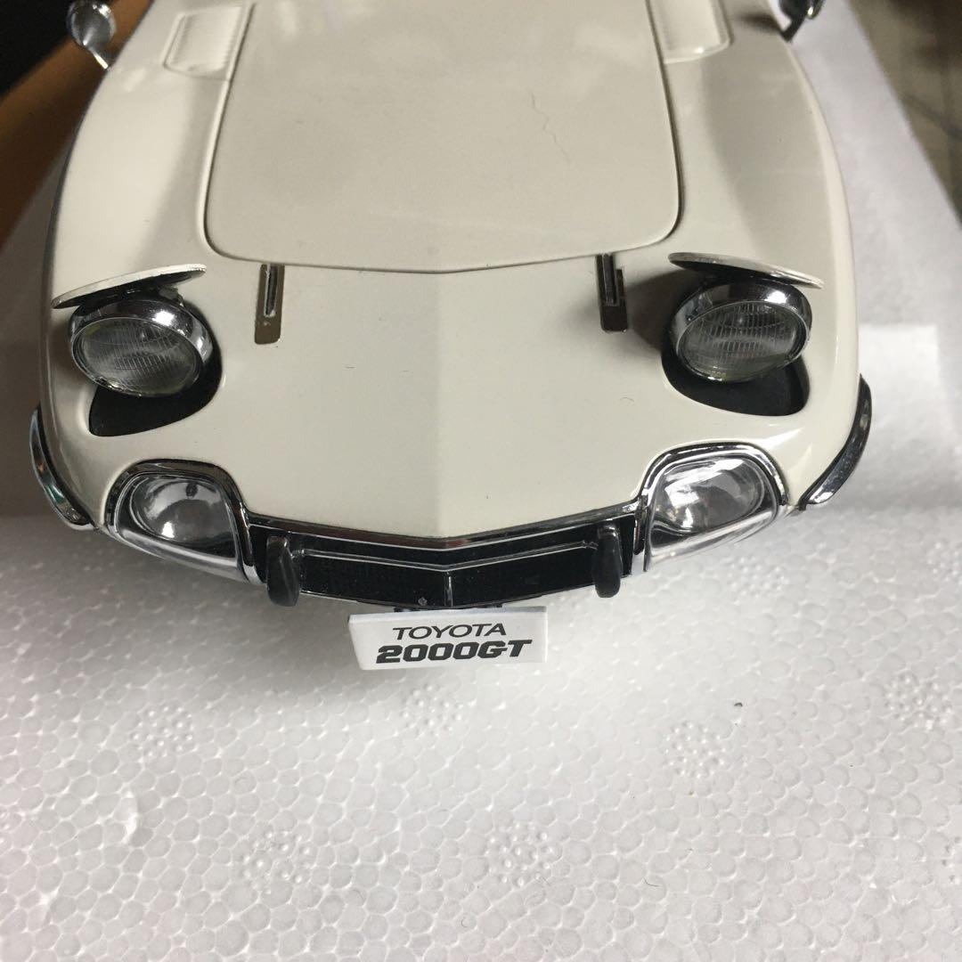 オートアート　トヨタ2000GT 再販版　超美品