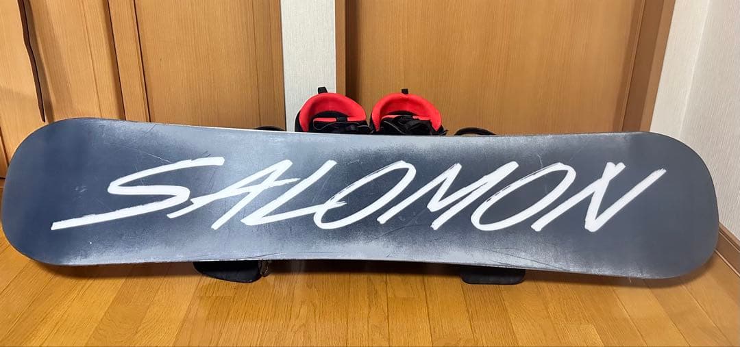 最終値下げSALOMON スノーボード ビンディングブーツ付き