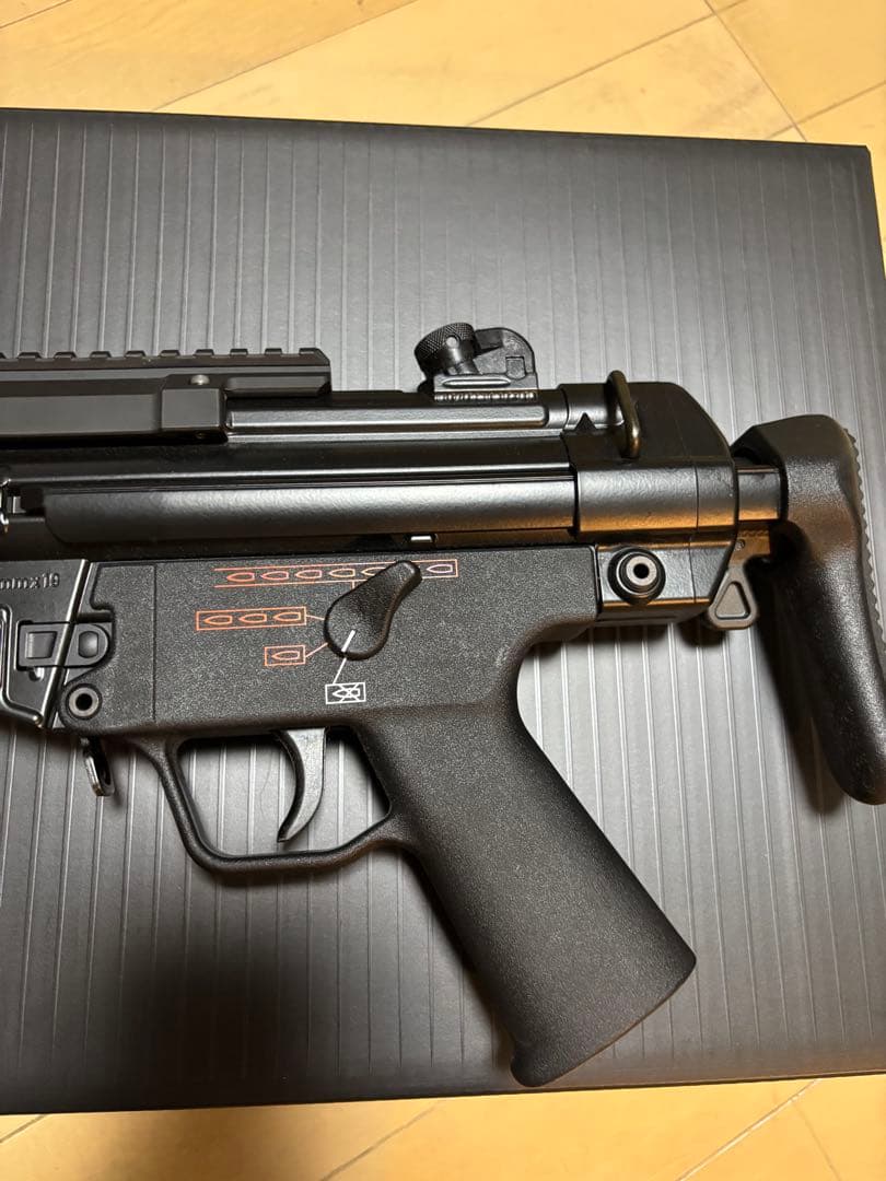 10万超MP5 SD6 次世代電動ガンバッテリー充電器マガジンセット！東京マルイ