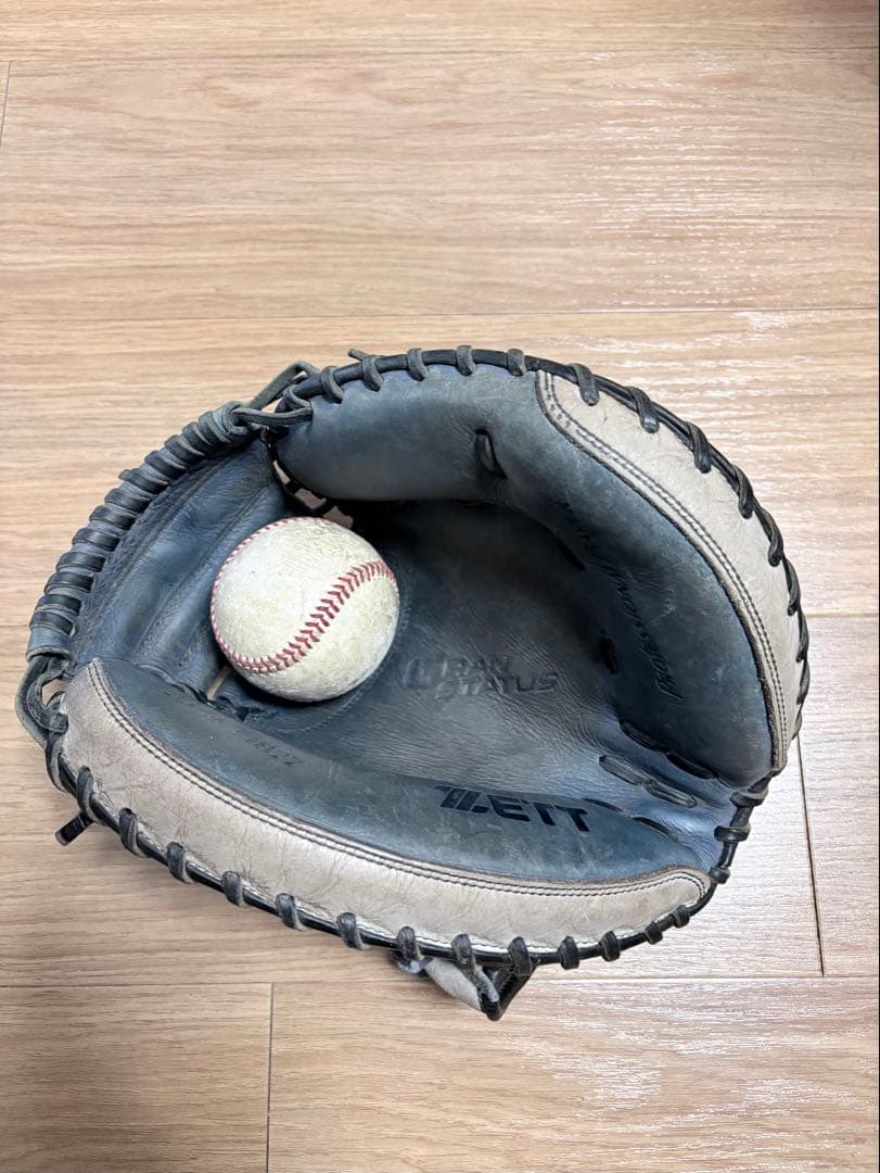 【価格交渉OK】ZETT キャッチャーミット 矢野輝弘（矢野燿大）選手モデル