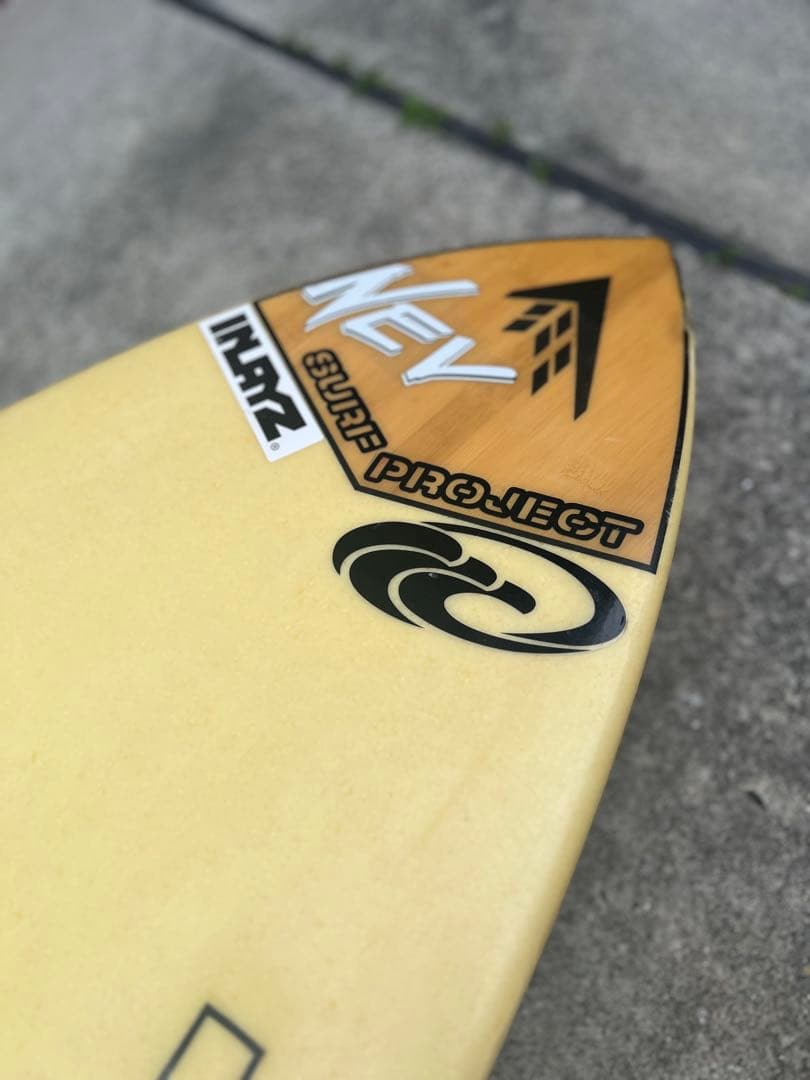 FIREWIREファイヤーワイヤーSpitfire 5’8” フィン付き初心者