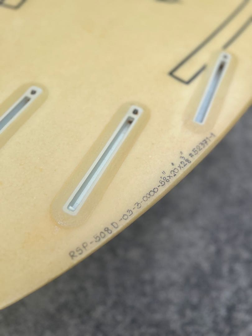 FIREWIREファイヤーワイヤーSpitfire 5’8” フィン付き初心者