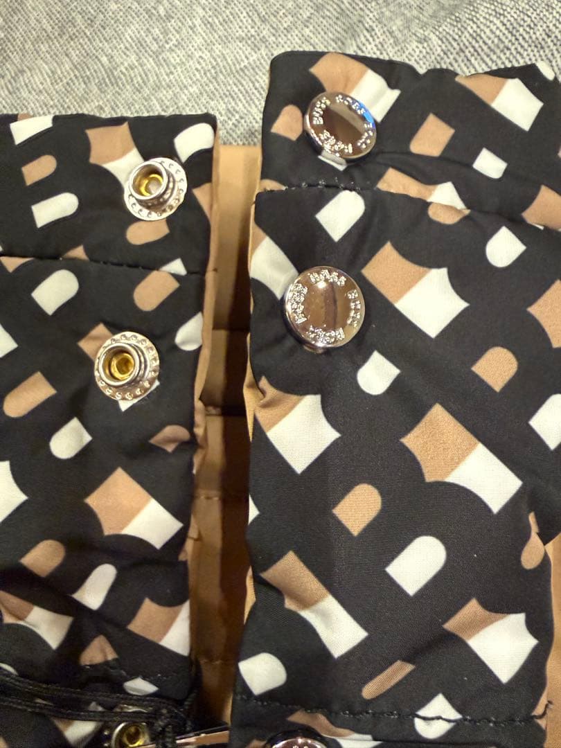 HUGO BOSS 犬用リバーシブルダウンジャケット XS キャメル 本物