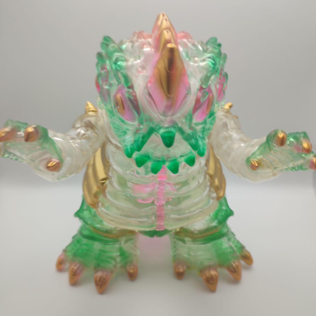 gyaromi メディコムトイ　ヴォイドン フィギュア クリアグリーン