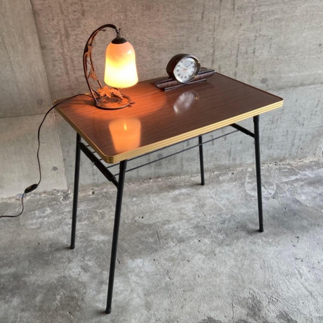 テーブル 机 折り畳み 鉄脚 作業机 食堂 木目調 棚付き 当時物 昭和 レトロ