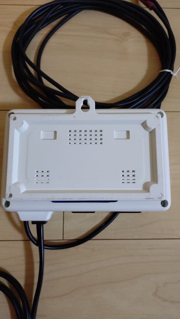 ニューマリンズサーモコントローラー NETC3ビバリアマルチパネルヒーター32W