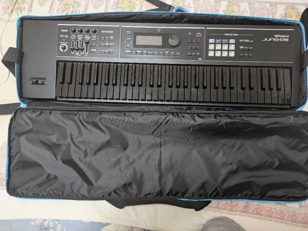Roland JUNO-DS 61鍵 シンセサイザー 黒鍵