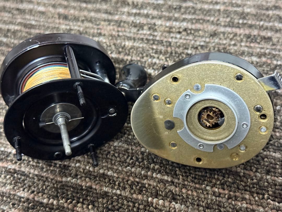 Shakespeare Sigma Pflueger パーツ使用 2600