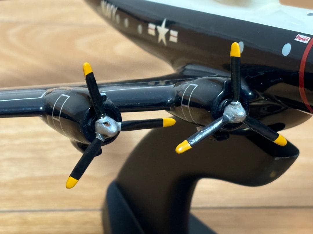 アメリカ海軍早期警戒機 EC-121 ワーニングスター ソリッドモデル ジャンク