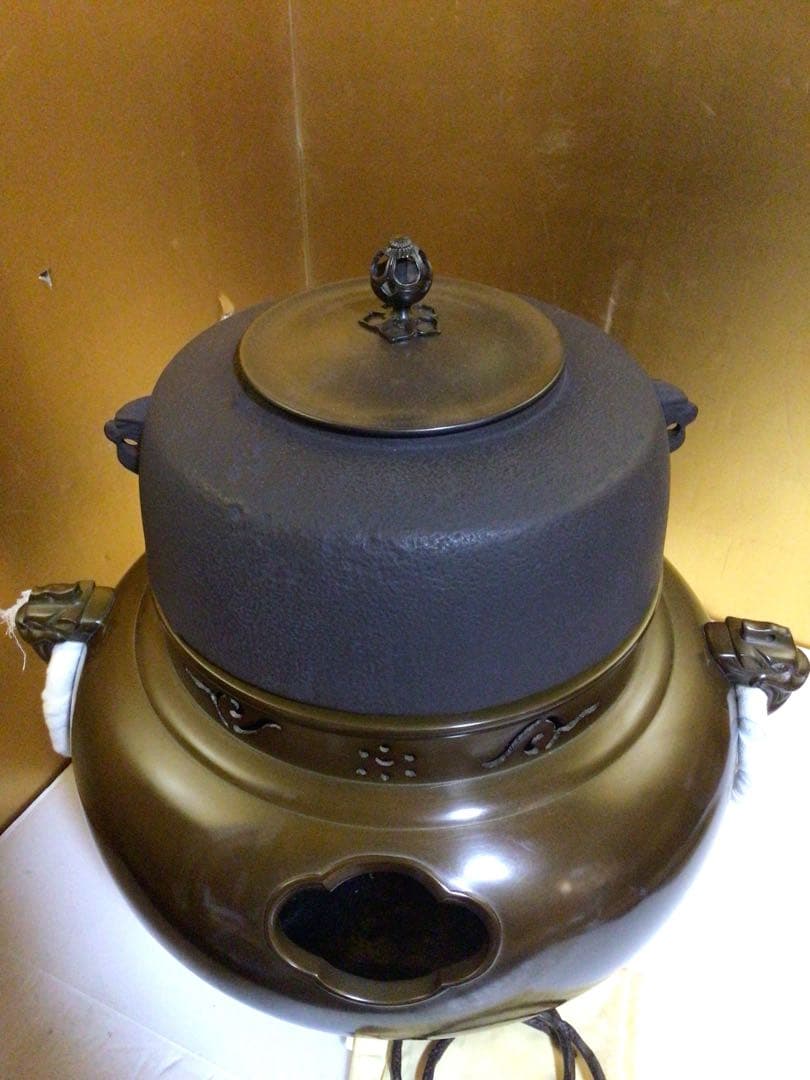 唐銅　風炉釜 畠春斎 一ノ瀬宗辰 共箱付き