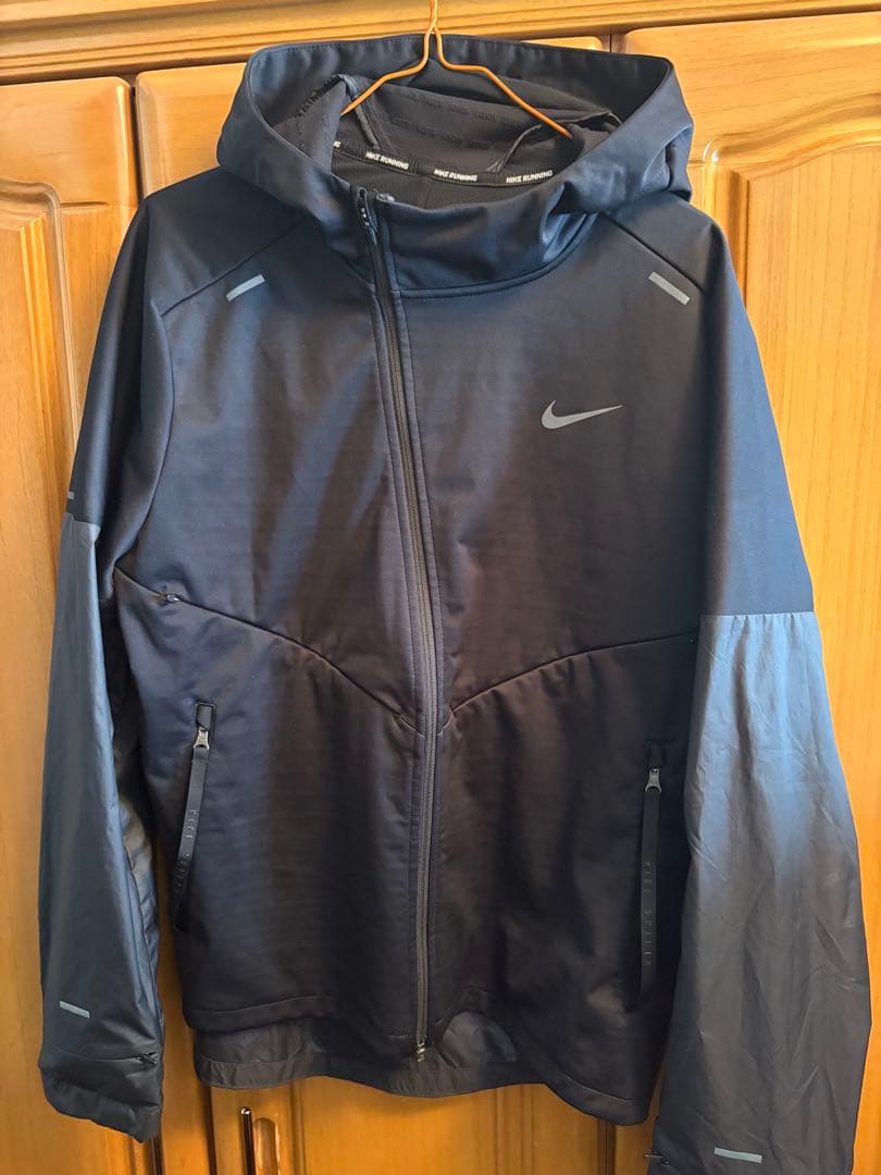 【短時間2回使用極美品】NIKE RUNNINGスフィアシールドランナー上下L黒