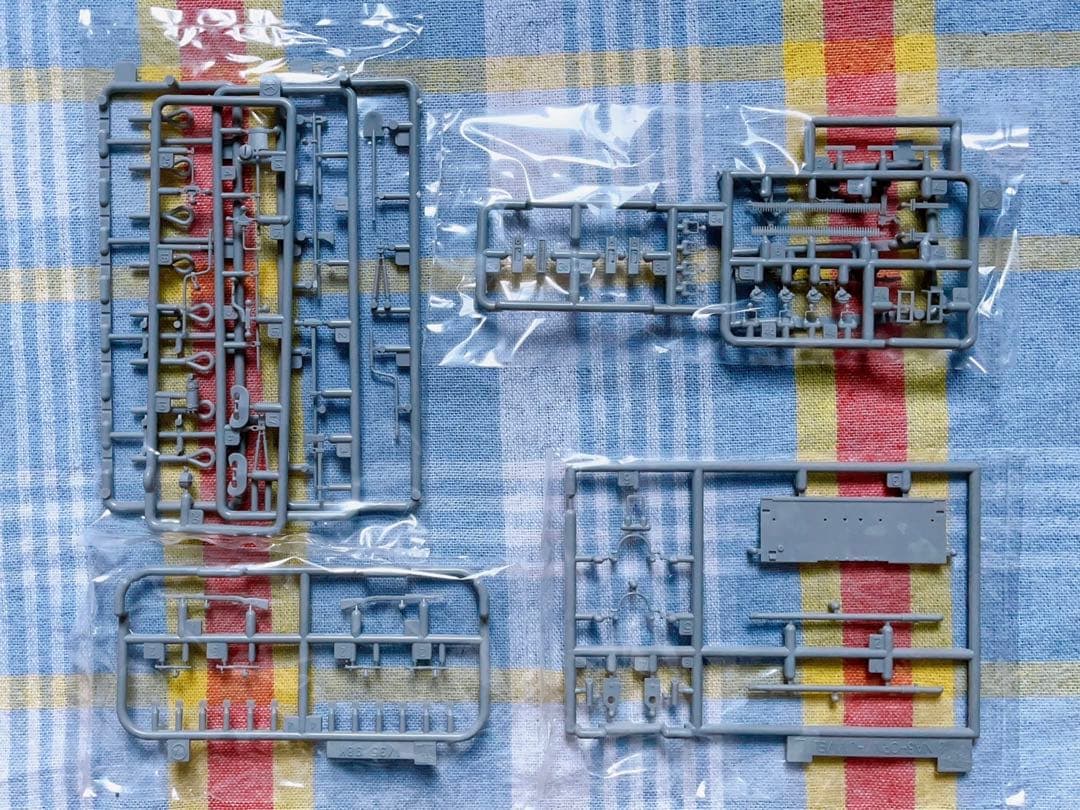 サイバーホビー 1/35 フンメル 後期型 w/金属主砲身&マジックトラック