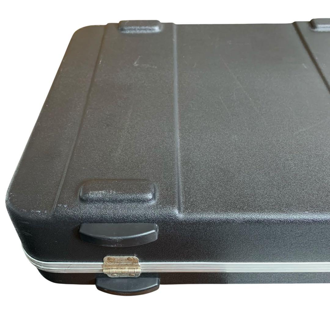 Fenderフェンダー エレキ　ジャズベース ハードケース