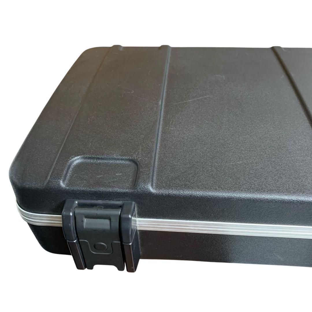 Fenderフェンダー エレキ　ジャズベース ハードケース