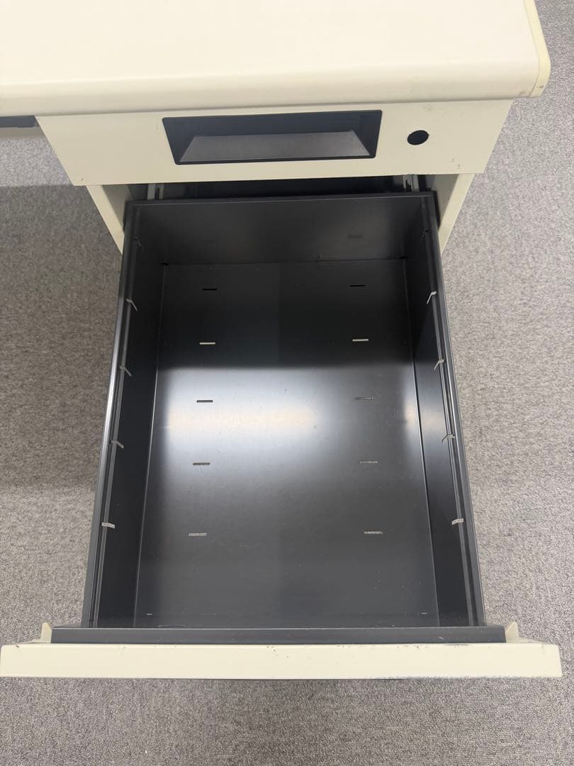 オフィス片袖デスク 1200x700x700 ②