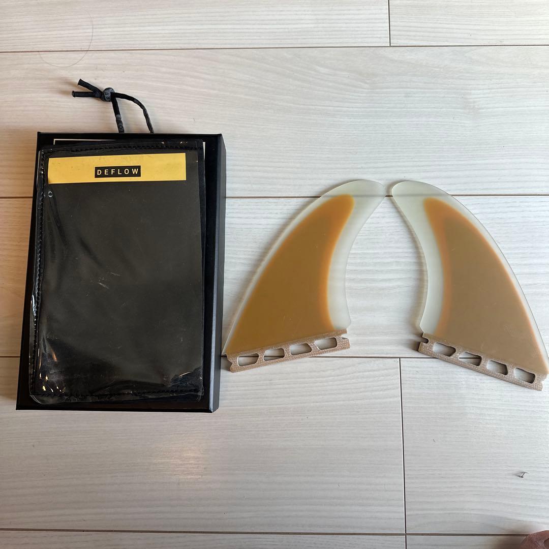 フューチャーフィン　DEFLOW I.AGOTE TWIN 美品