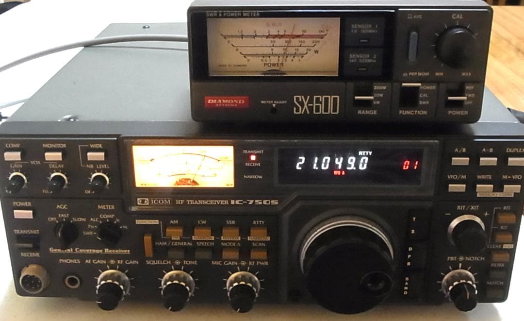 ICOM IC-750S(10W)HFトランシーバー　現状品