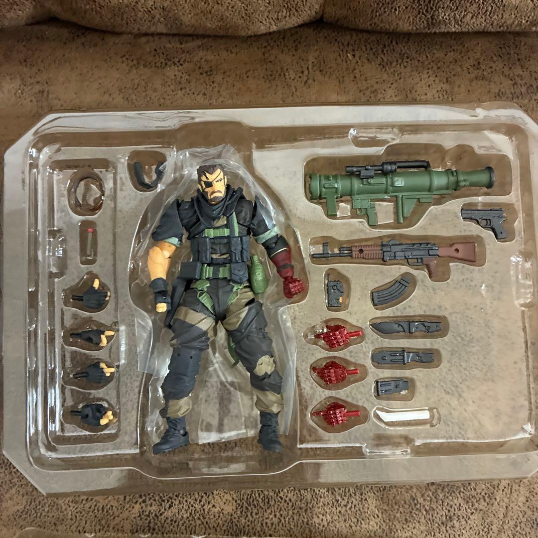 海洋堂　リボルミニ rm-012 ヴェノムスネーク　フィギュアメタルギアソリッド