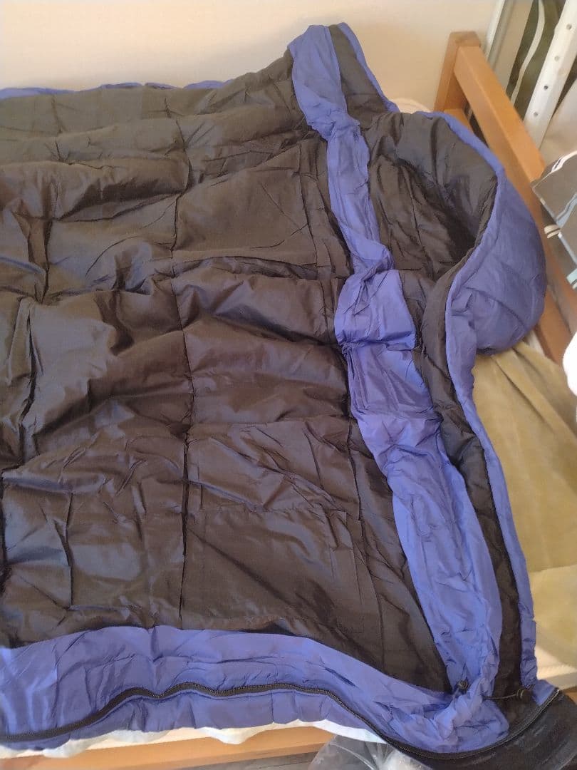 中古良品①　イスカ ISUKA Trek1000 シュラフ