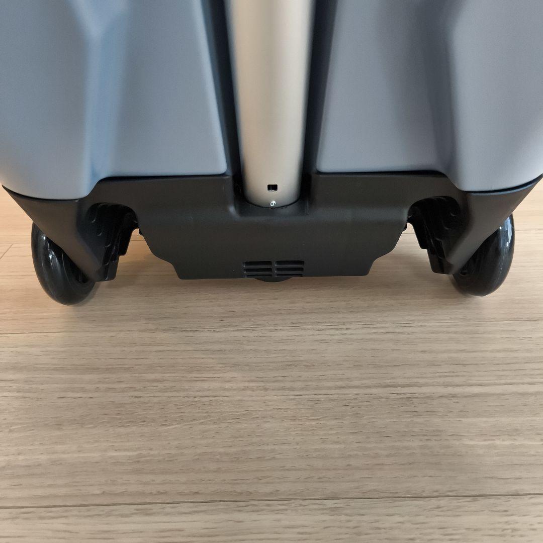 ほぼ未使用・美品タグ付　子供が乗れるスーツケース　キャリーケース　TSA　おまけ