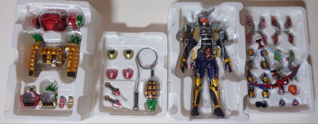 真骨彫 仮面ライダー鎧武 ジンバーレモン&パイン/イチゴアームズ