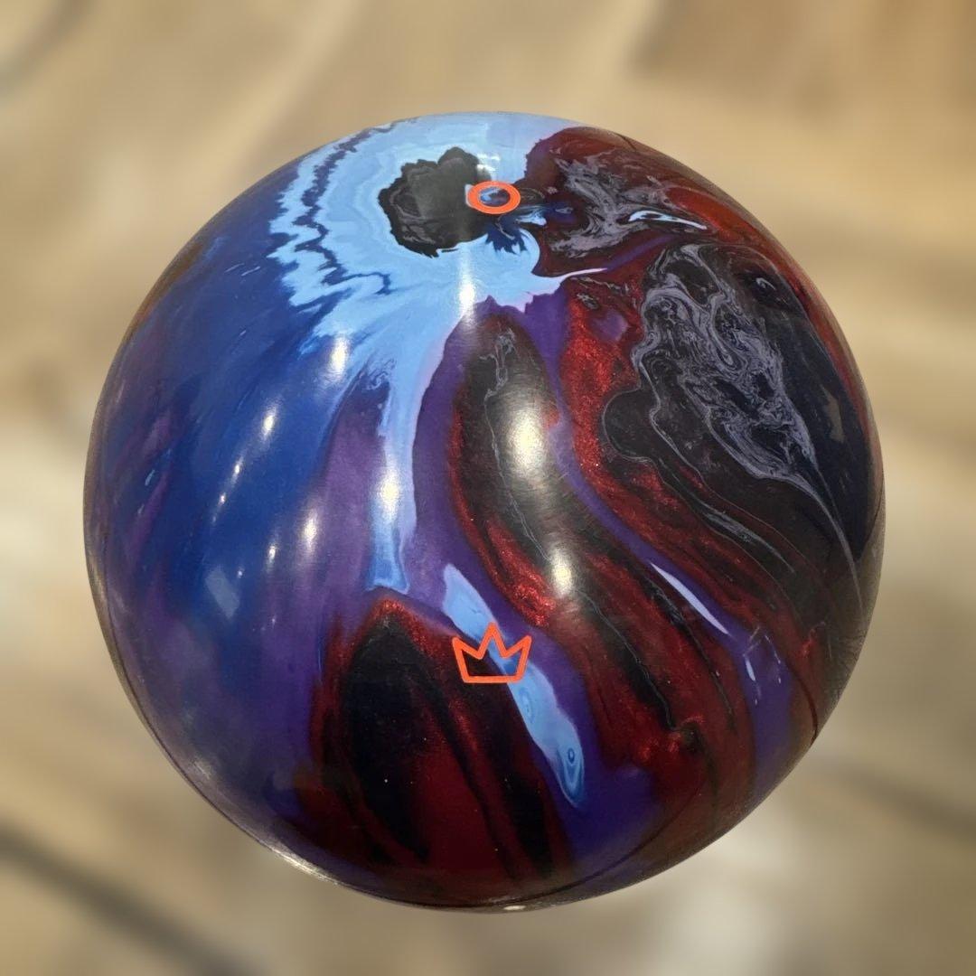 COMBAT ボウリングボール 15LB ブラック/レッド/ブルー/パープル